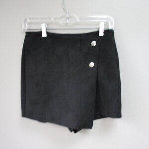 Womens Zara Basic Black Skort with Silver Accent Size Small Suede